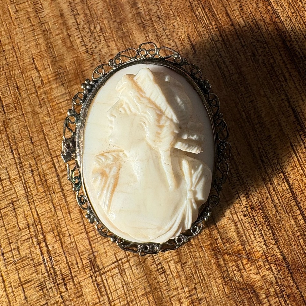 2/$25 Petite Vintage Cameo Brooch – Carved Detail, Silver Filigree Frame - Picture 3 of 5
